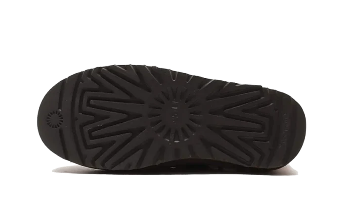 UGG Neumel Platform Chelsea Boot Smoke Plum